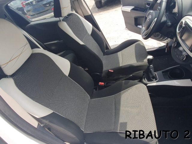 TOYOTA Yaris usata, con Volante multifunzione