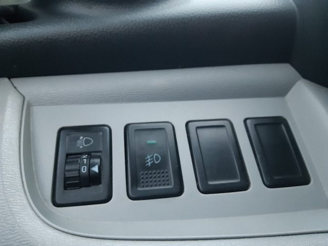 NISSAN Pixo usata 10