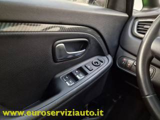 KIA Carens usata, con Sensori di parcheggio posteriori