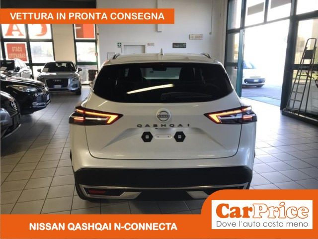 NISSAN Qashqai usata, con Fari LED