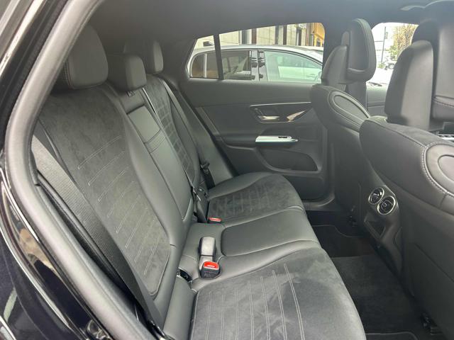 MERCEDES-BENZ GLC 220 usata 12