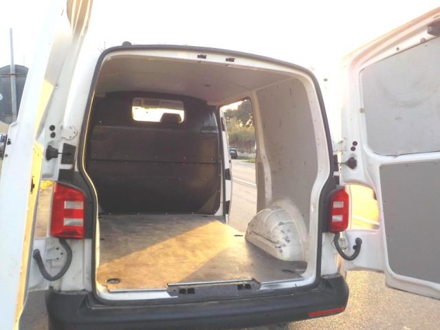 VOLKSWAGEN Transporter usata, con Sistema di navigazione