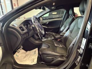 VOLVO V40 usata, con Autoradio