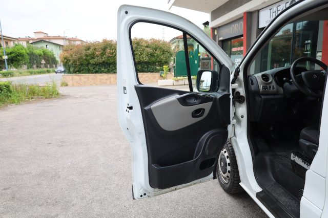RENAULT Trafic usata 44