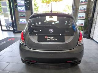 LANCIA Ypsilon usata, con Autoradio
