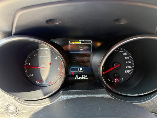 SUBARU OUTBACK usata, con Autoradio