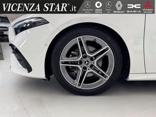 MERCEDES-BENZ A 180 usata, con Autoradio