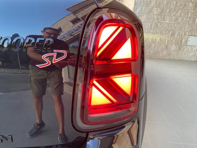 MINI Countryman usata, con Sensori di parcheggio anteriori
