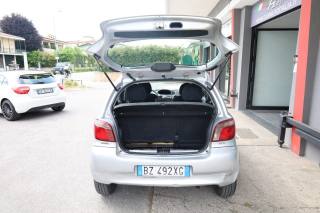 TOYOTA Yaris usata 43