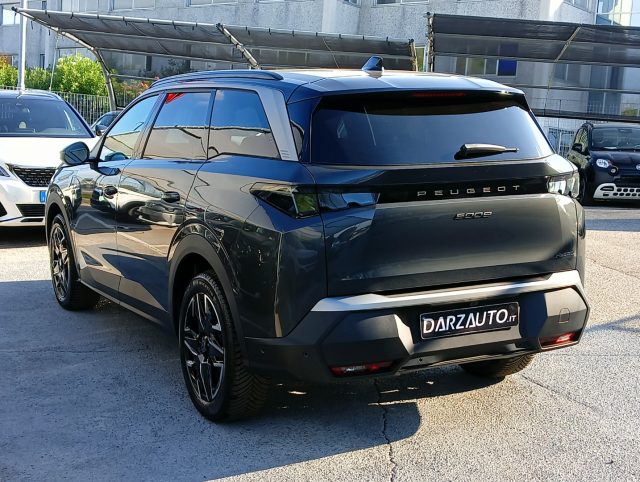 PEUGEOT 5008 usata, con Sensori di parcheggio anteriori
