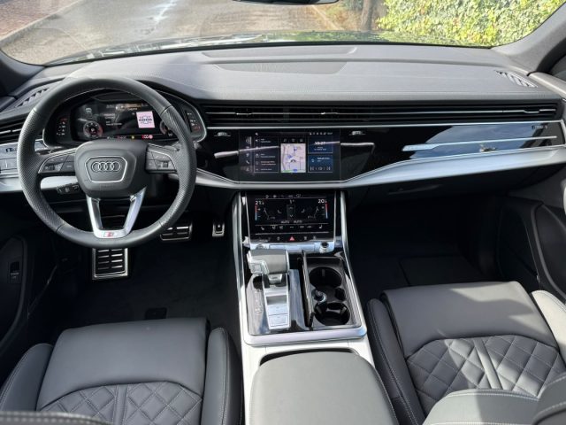 AUDI Q8 usata, con Controllo automatico clima
