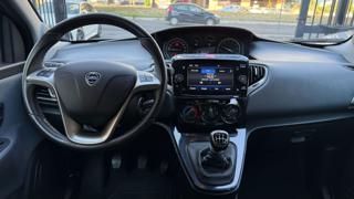LANCIA Ypsilon usata, con Luci diurne LED