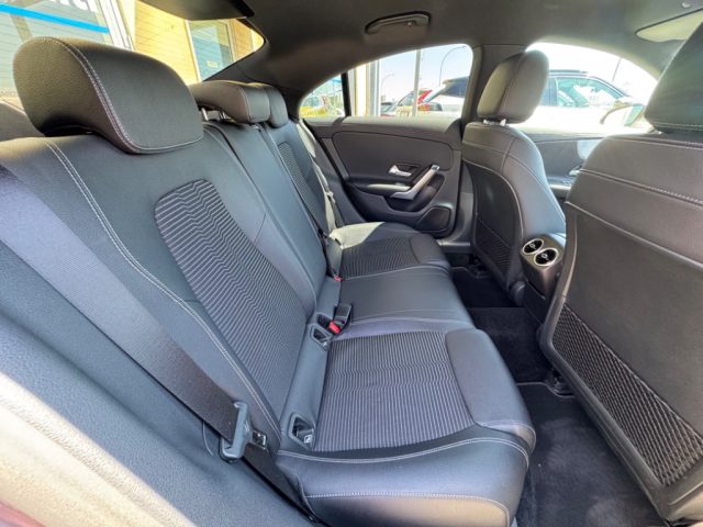 MERCEDES-BENZ CLA 200 usata, con Autoradio