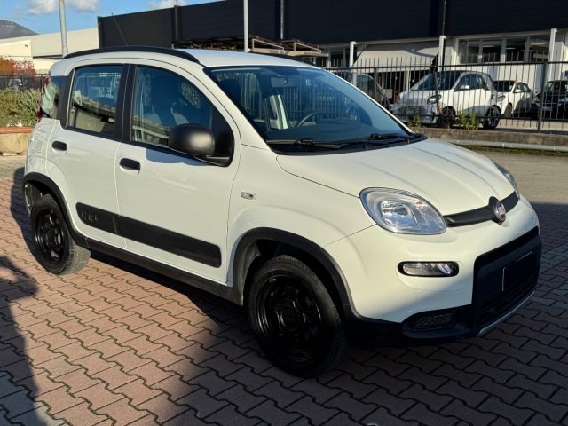 FIAT New Panda usata, con Autoradio