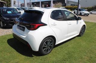 TOYOTA Yaris usata 24
