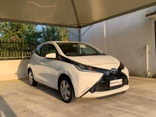 TOYOTA Aygo usata, con Airbag laterali