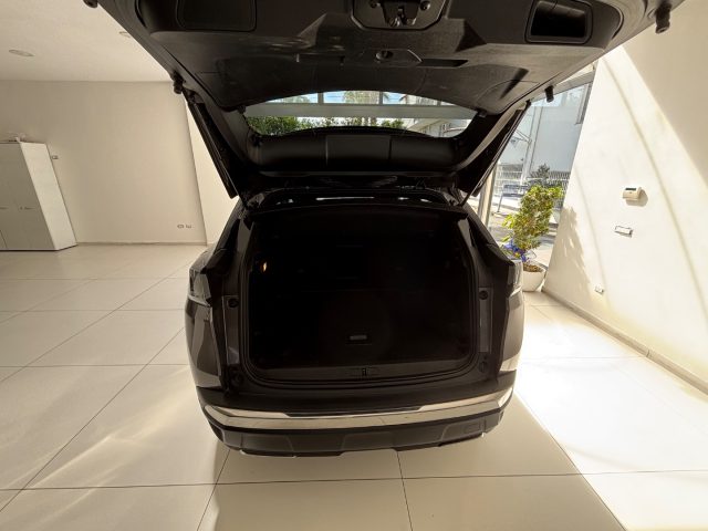 PEUGEOT 3008 usata, con Controllo automatico clima