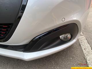 PEUGEOT 208 usata, con Autoradio digitale