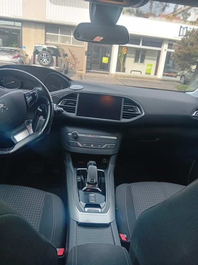 PEUGEOT 308 usata, con Fendinebbia