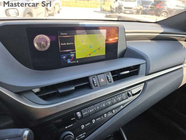 LEXUS ES 300 usata, con Servosterzo