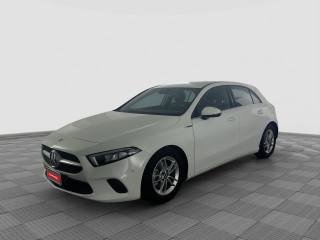 MERCEDES-BENZ A 180 a 180 d Automatic Premium