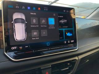 VOLKSWAGEN Tiguan usata, con USB