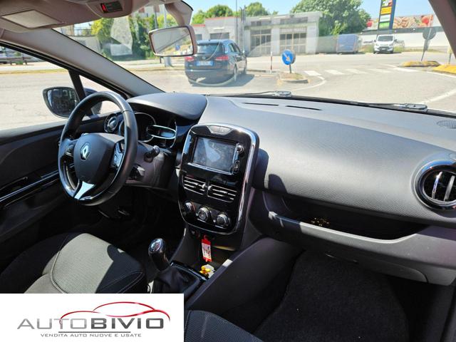 RENAULT Clio usata, con Specchietti laterali elettrici