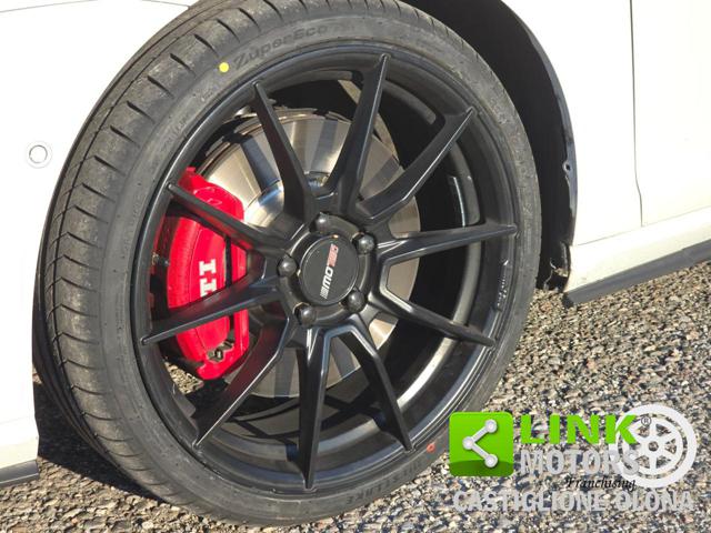 VOLKSWAGEN Golf GTI usata, con Luci diurne LED