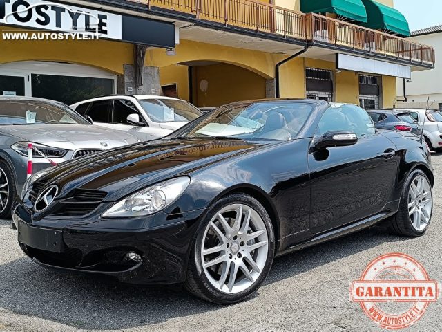 MERCEDES-BENZ SLK 200 usata, con Pneumatici estivi