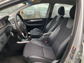 MERCEDES-BENZ B 180 usata, con Chiusura centralizzata
