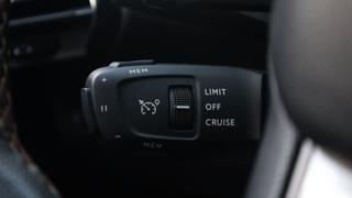 DS AUTOMOBILES DS 7 usata, con Sensore di luce