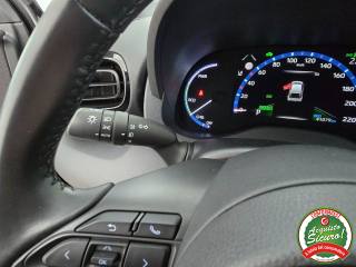 TOYOTA Yaris Cross usata, con Bracciolo