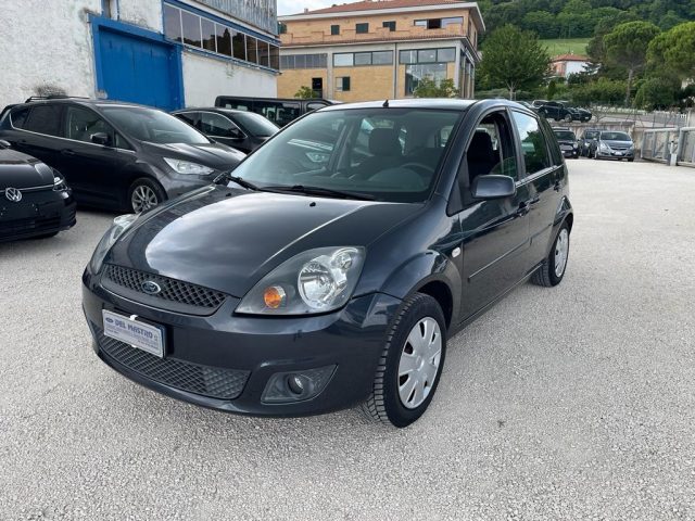 FORD Fiesta usata, con ABS