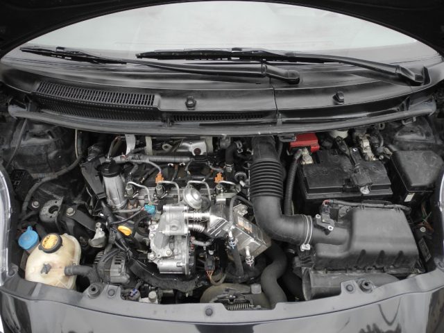 TOYOTA Yaris usata, con Servosterzo