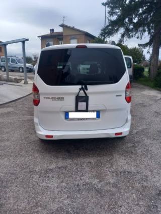 FORD Tourneo Courier usata, con Alzacristalli elettrici