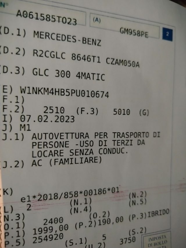 MERCEDES-BENZ GLC 300 usata, con Telecamera per parcheggio assistito