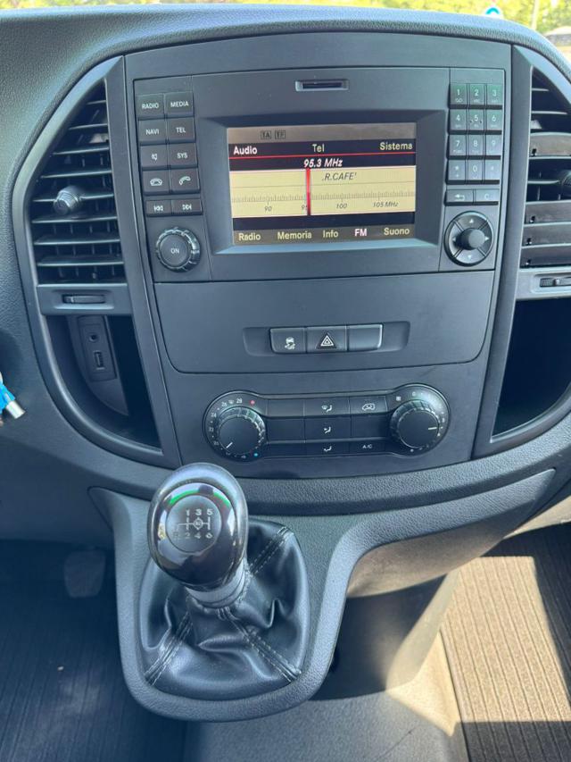 MERCEDES-BENZ Vito usata 19