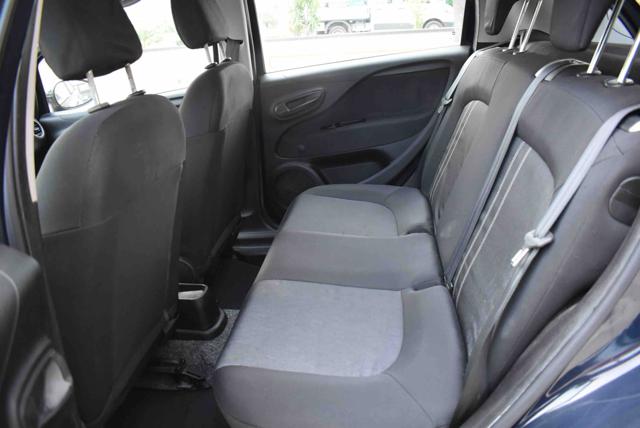 FIAT Punto usata, con Sedile posteriore sdoppiato