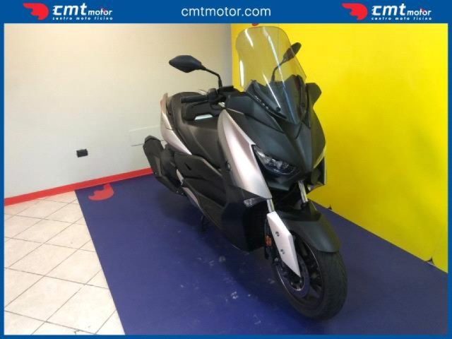 YAMAHA X-Max 400 usata 8