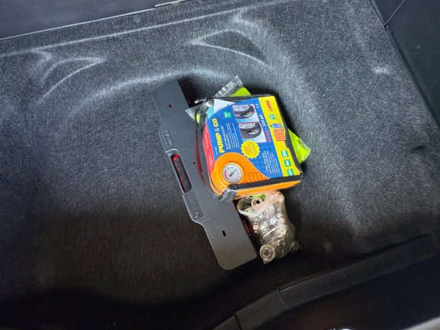 TOYOTA Verso-S usata, con Bluetooth