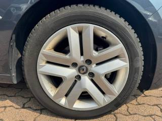RENAULT Clio usata, con Fari LED