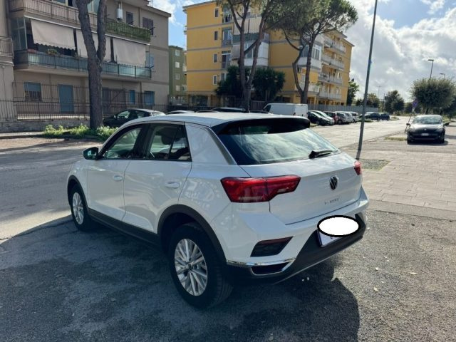 VOLKSWAGEN T-Roc usata, con Autoradio