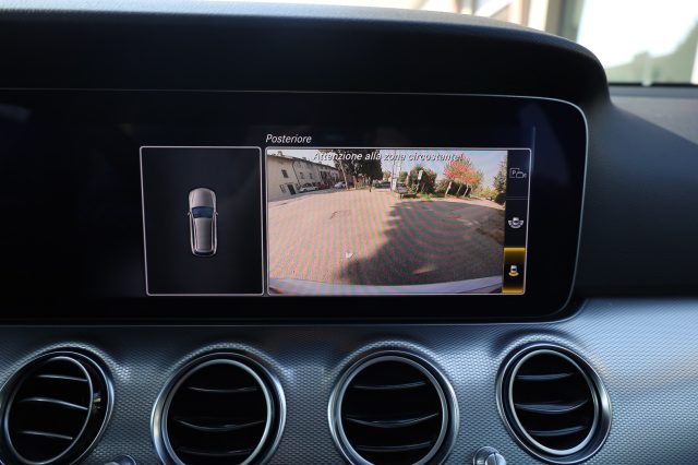 MERCEDES-BENZ E 220 usata, con Sensore di luce