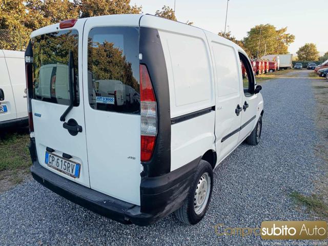 FIAT Doblo usata 16