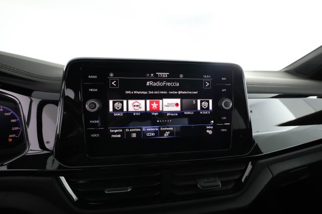 VOLKSWAGEN T-Roc usata 16