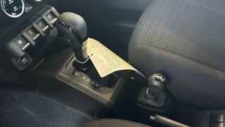 SUZUKI Jimny usata, con Bluetooth