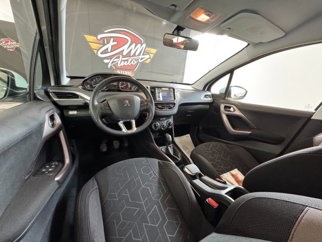 PEUGEOT 2008 usata, con Volante in pelle