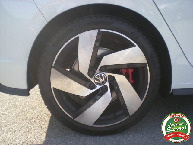 VOLKSWAGEN Golf usata, con ESP