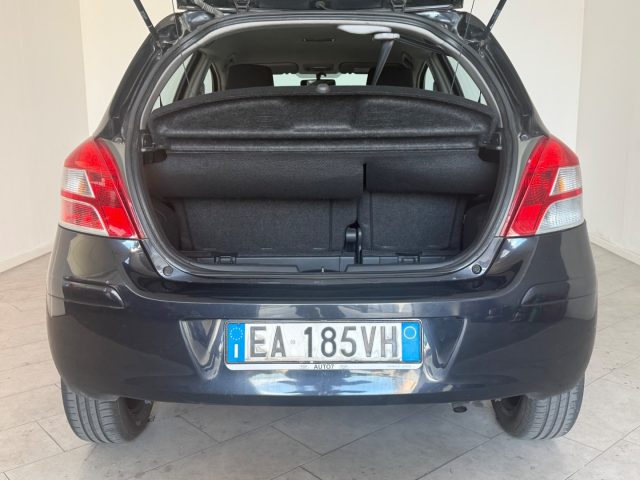 TOYOTA Yaris usata 6
