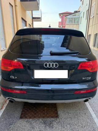 AUDI Q7 usata, con Airbag laterali
